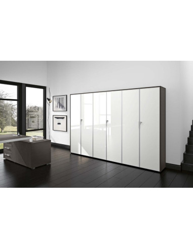 ARMOIRE DE CHEZ COLOMBINI 