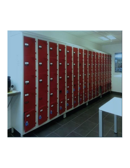 VESTIAIRE MULTICASES