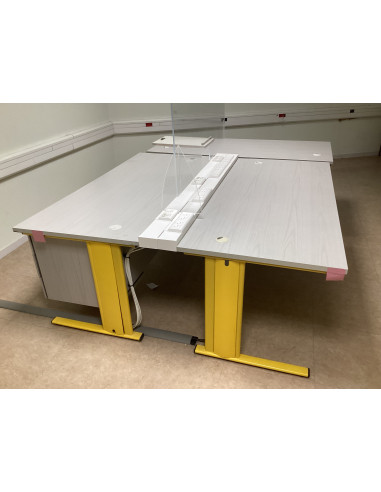 BUREAU AVEC CAISSON SUSPENDU