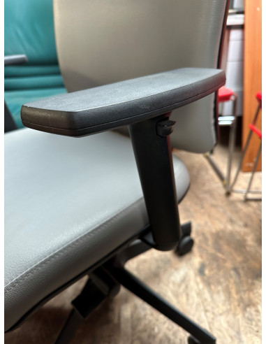 FAUTEUIL SIMILI CUIR GRIS