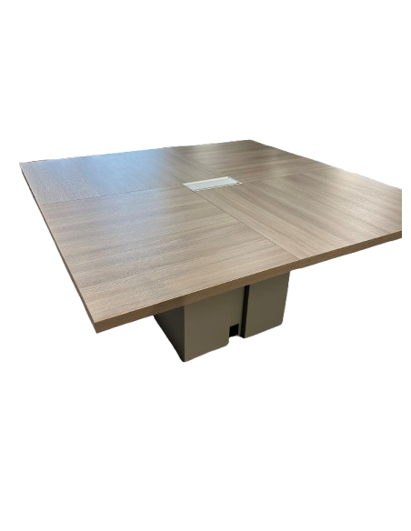 TABLE REUNION CARREE