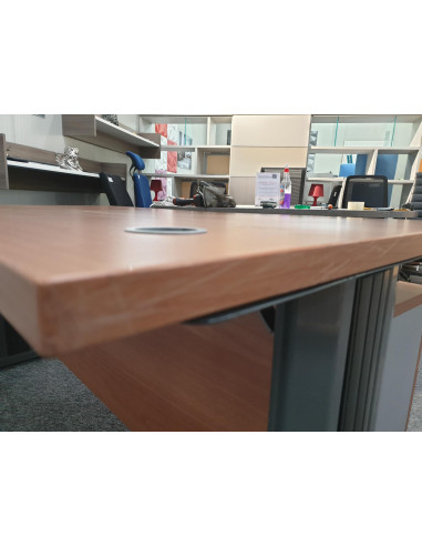 BUREAU DROIT AVEC CAISSON