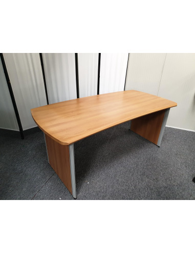 BUREAU DROIT PIEDS PLEINS