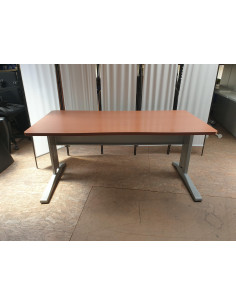 BUREAU DROIT PIEDS L METAL 2