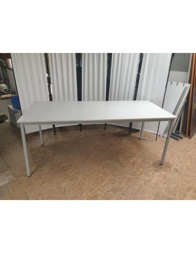 TABLE RECTANGULAIRE