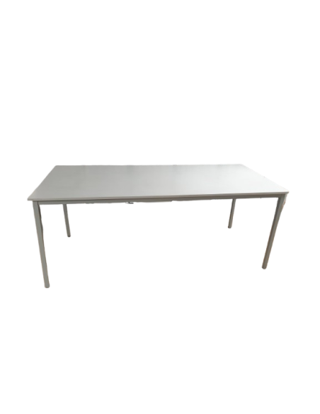 TABLE RECTANGULAIRE