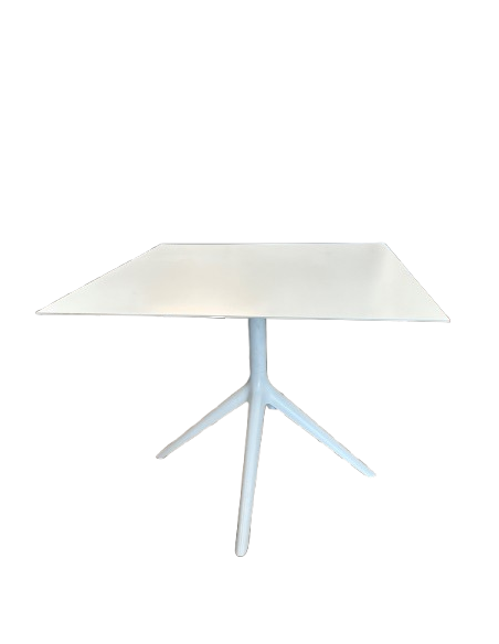 TABLE BLANCHE CARREE