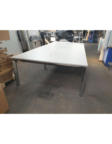 GRANDE TABLE DE REUNION ACTIU