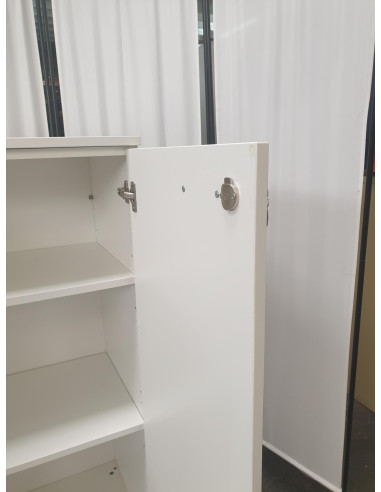ARMOIRE BLANCHE 2 PORTES BATTANTES de chez...