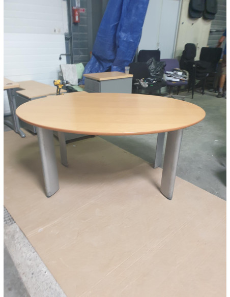 TABLE REUNION OVALE 160x110cm - seconde main - coloris plateau hêtre - pieds métal