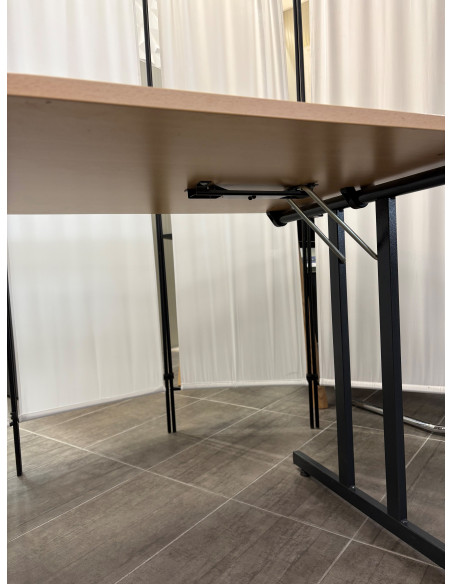 TABLE REUNION PLIANTE - seconde main - coloris plateau hêtre - dimensions 120x70x75