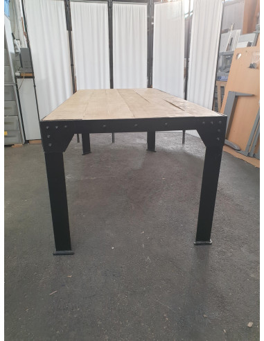 TABLE DE REUNION STYLE INDUSTRIEL - seconde...