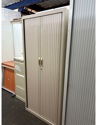 ARMOIRE HAUTE A RIDEAUX BEIGE - destockage - en...