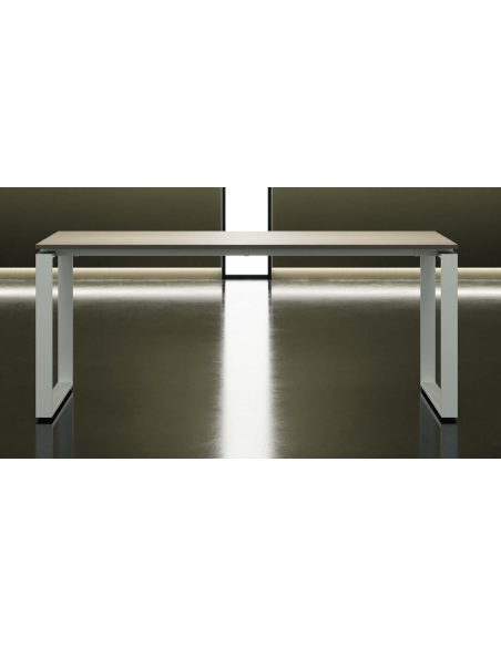 Bureau droit LOFT COLOMBINI - plateau mélaminé 25 mm - pieds métal - design italien