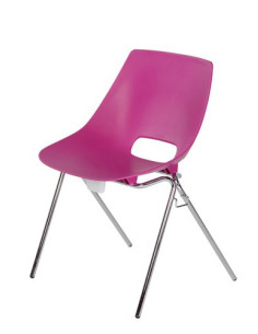 CHAISE EMPILABLE ET ACCROCHABLE PULL